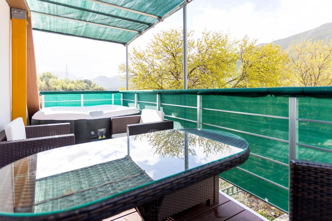 Holiday House Antique Kostanje المظهر الخارجي الصورة